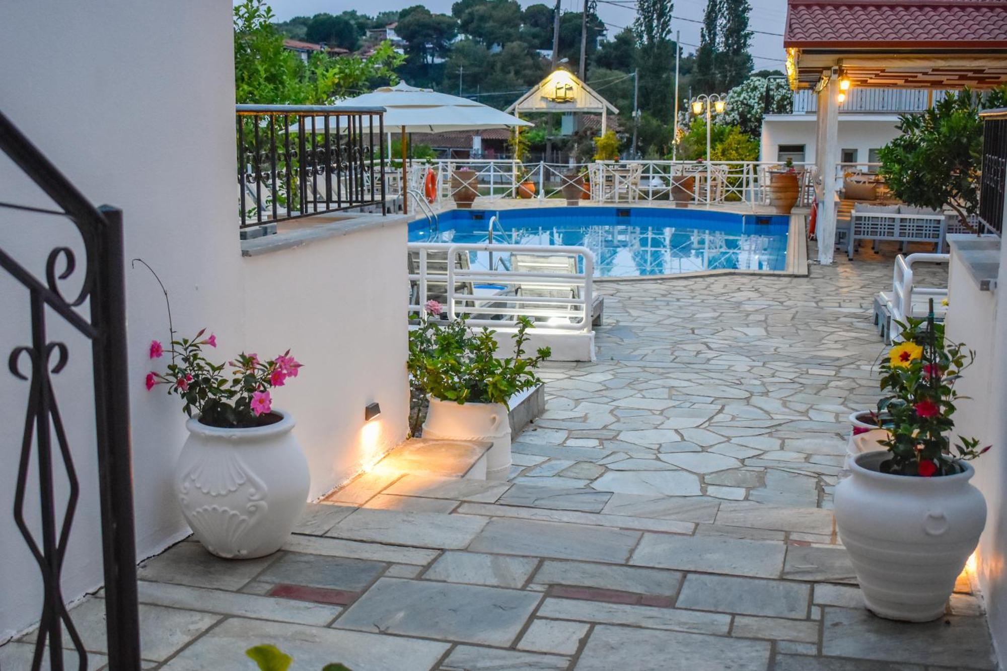 Villa Rosa Troulos Exterior photo